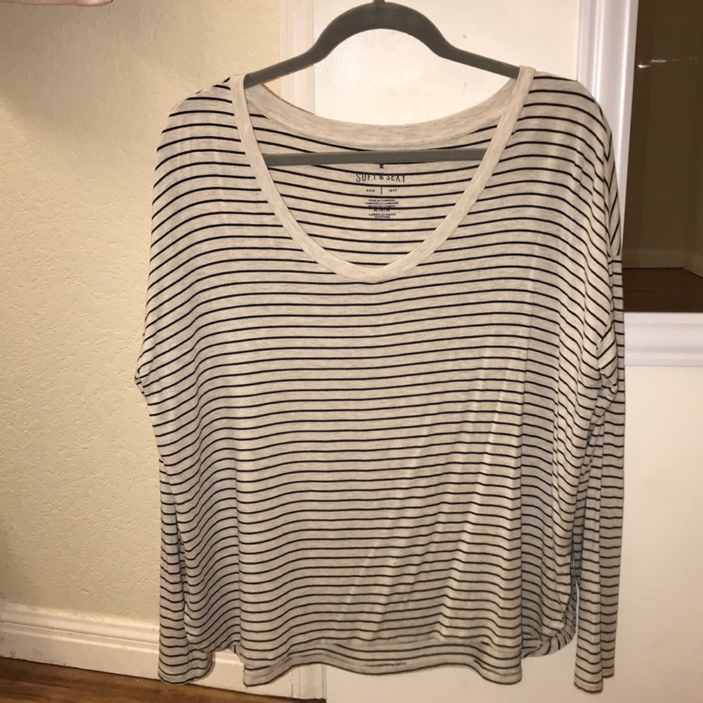 American eagle long sleeve shirt